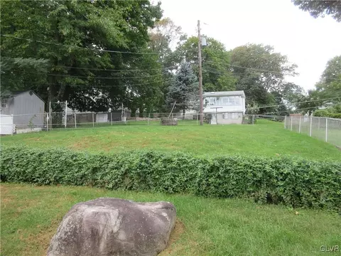 756 Wright St, Bethlehem, PA 18015 photo 5