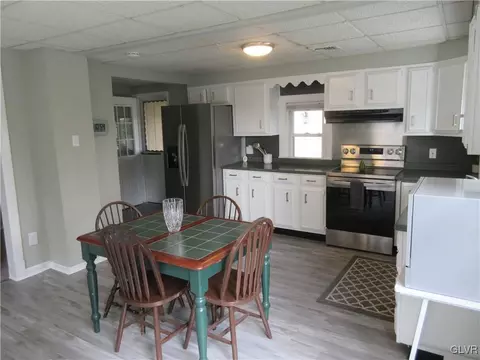 756 Wright St, Bethlehem, PA 18015 photo 11