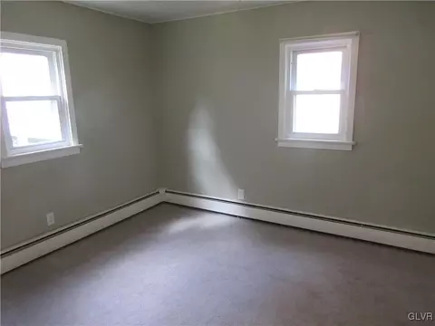 756 Wright St, Bethlehem, PA 18015 photo 16