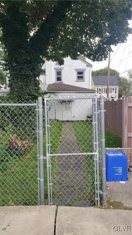 118 E North St, Bethlehem, PA 18018 photo 5