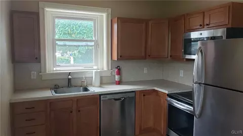 118 E North St, Bethlehem, PA 18018 photo 13