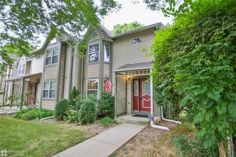 126 Founders Ct, Bethlehem, PA 18020 photo 3