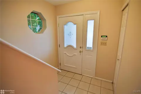126 Founders Ct, Bethlehem, PA 18020 photo 6