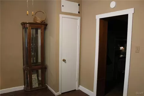 335 E Wall St, Bethlehem, PA 18018 photo 26