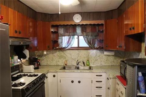335 E Wall St, Bethlehem, PA 18018 photo 17