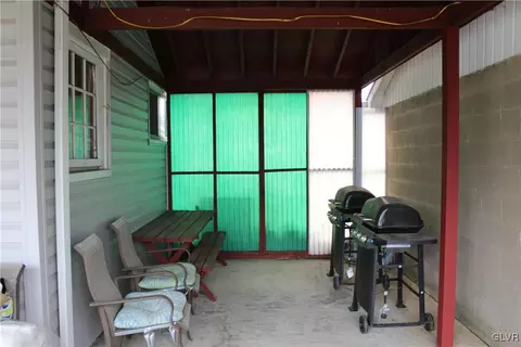 335 E Wall St, Bethlehem, PA 18018 photo 12