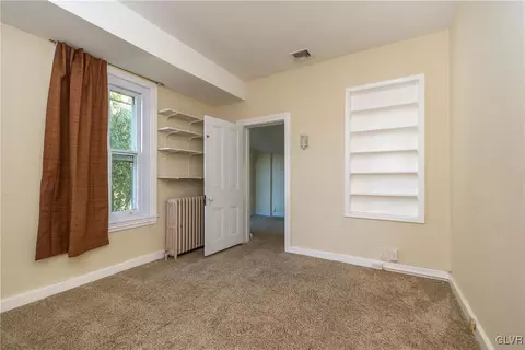 239 E Wall St, Bethlehem, PA 18018 photo 24
