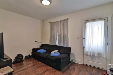 1336 E 6th St, Bethlehem, PA 18015 photo 2