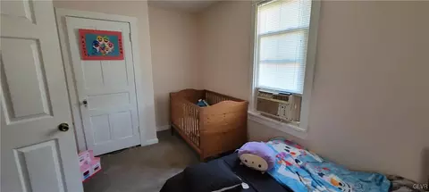 328 Spring St, Bethlehem, PA 18018 photo 6