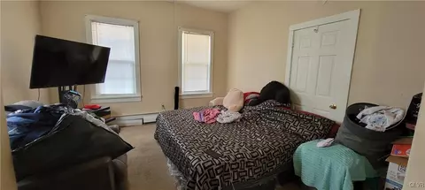 328 Spring St, Bethlehem, PA 18018 photo 5