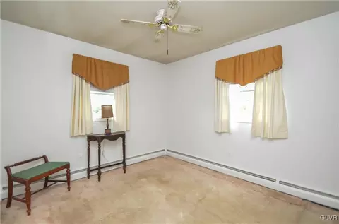 653 Trach Rd, Bath, PA 18014 photo 10