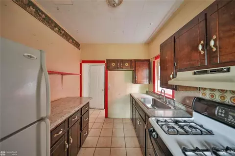 1147 E 3rd, Bethlehem, PA 18015 photo 8
