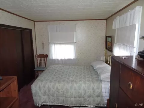 432 Locust Rd, Hellertown, PA 18055 photo 16