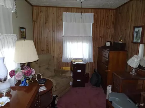 432 Locust Rd, Hellertown, PA 18055 photo 15