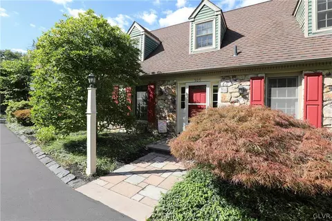 505 Summit Ln, Riegelsville, PA 18077 photo 1