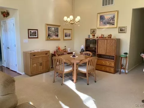 1893 Gregory Pl, Hellertown, PA 18055 photo 8