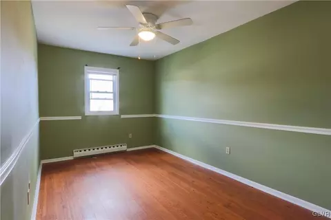114 Old Forge Dr, Bath, PA 18014 photo 20