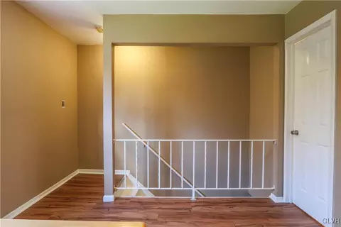 114 Old Forge Dr, Bath, PA 18014 photo 13