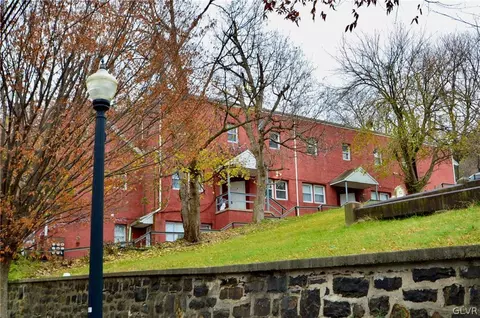 1102 E 4th St, Bethlehem, PA 18015 photo 9