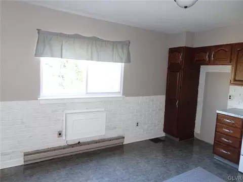 229 Old Forge Dr, Bath, PA 18014 photo 8