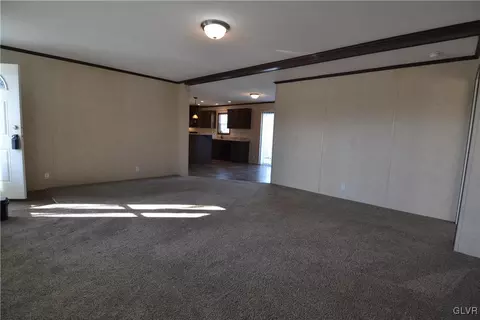 118 Hickory Hills Dr, Bath, PA 18014 photo 22