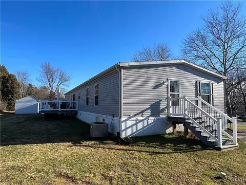 118 Hickory Hills Dr, Bath, PA 18014 photo 10