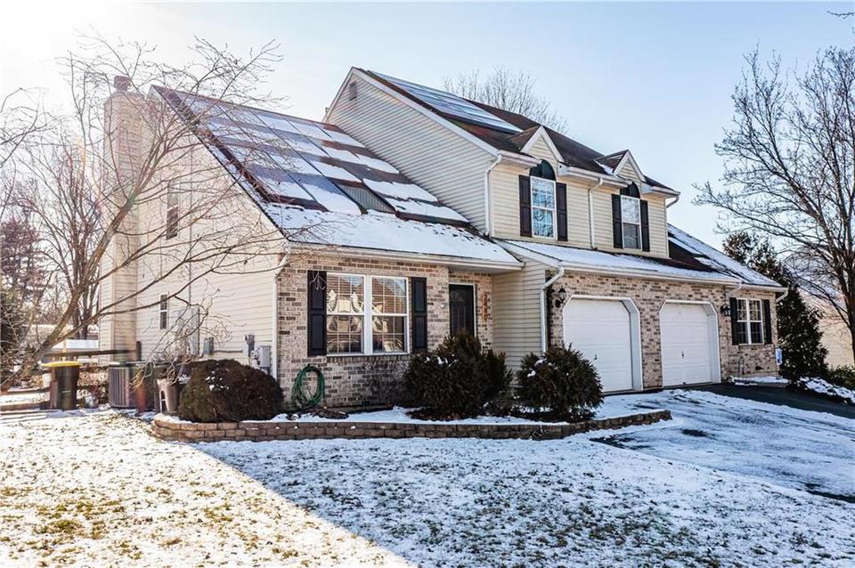 2440 Ridge View Ct, Bethlehem, PA 18020 22 Photos MLS 685339 Movoto