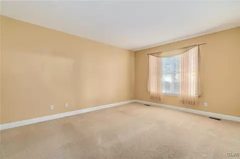 1856 Gregory Pl, Hellertown, PA 18055 photo 24
