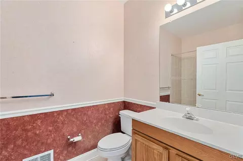 1856 Gregory Pl, Hellertown, PA 18055 photo 28