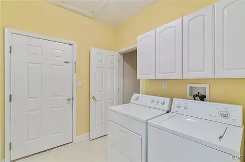 1856 Gregory Pl, Hellertown, PA 18055 photo 31