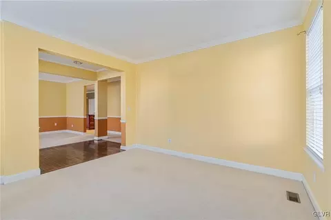 1856 Gregory Pl, Hellertown, PA 18055 photo 10