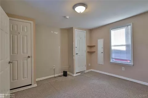 1118 E 4 St, Bethlehem, PA 18015 photo 21