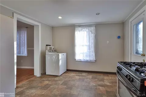 1118 E 4 St, Bethlehem, PA 18015 photo 14