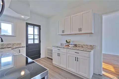 320 E Locust St, Bethlehem, PA 18018 photo 10