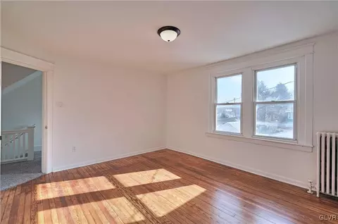 320 E Locust St, Bethlehem, PA 18018 photo 16