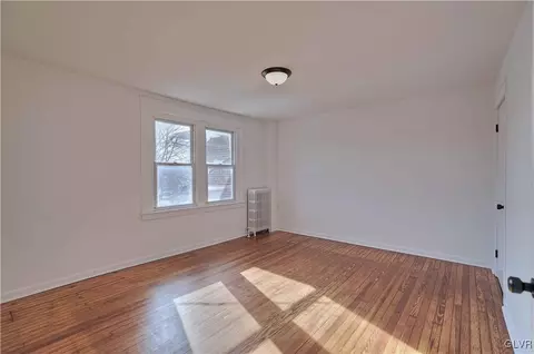 320 E Locust St, Bethlehem, PA 18018 photo 15