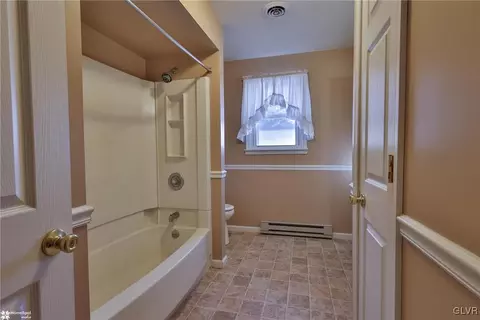 2629 Beacon Rd, Bath, PA 18014 photo 15