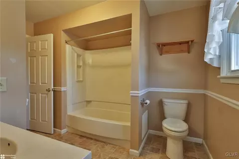 2629 Beacon Rd, Bath, PA 18014 photo 16