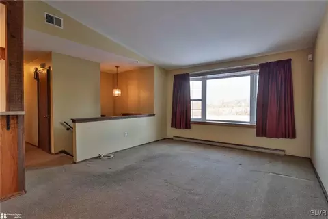 2629 Beacon Rd, Bath, PA 18014 photo 8
