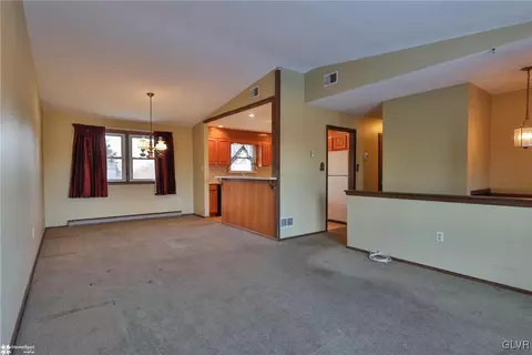 2629 Beacon Rd, Bath, PA 18014 photo 9