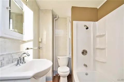 234 E Union Blvd, Bethlehem, PA 18018 photo 19