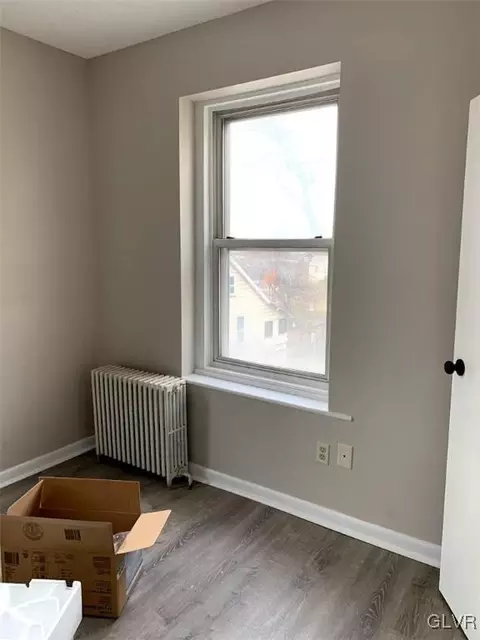 1137 E 3rd St, Bethlehem, PA 18015 photo 16