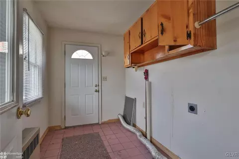 3027 Cornwall Rd, Bethlehem, PA 18017 photo 9