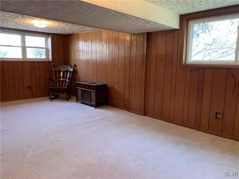 2205 Pinehurst Rd, Bethlehem, PA 18018 photo 11