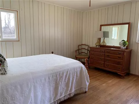2205 Pinehurst Rd, Bethlehem, PA 18018 photo 7