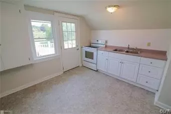 277 E Main St, Bath, PA 18014 photo 18