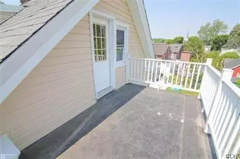 277 E Main St, Bath, PA 18014 photo 21
