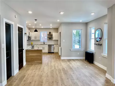 56 E Garrison St, Bethlehem, PA 18018 photo 5