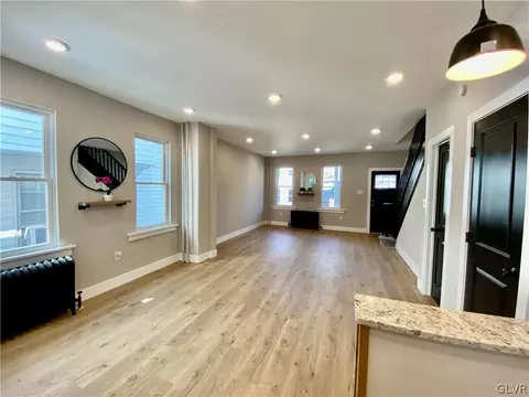 56 E Garrison St, Bethlehem, PA 18018 photo 6