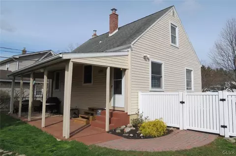 414 Maple Rd, Hellertown, PA 18055 photo 33